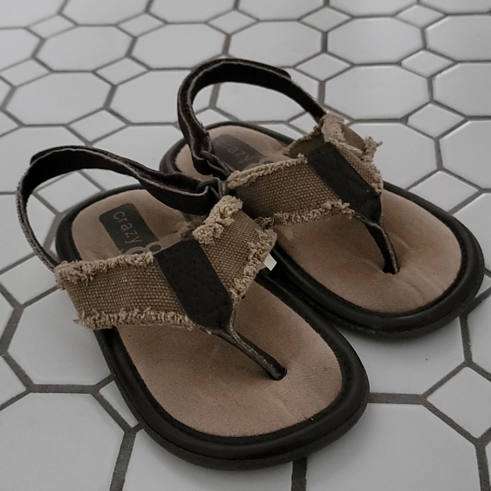 Crazy 8 Toddler Sandals Size 7-8